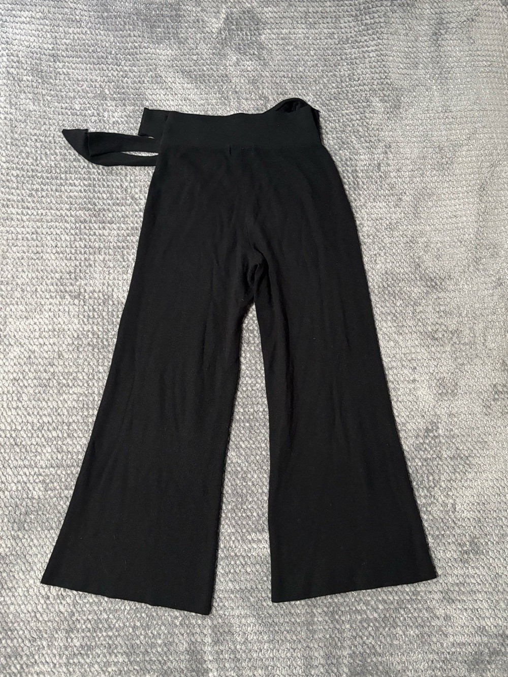 By Anthropologie Linette Merino
Wool Blend Knit High-Waist Black Wide-Leg pants